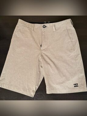 Billabong Submersible Shorts, 29” Waist (Boy’s 14-15)